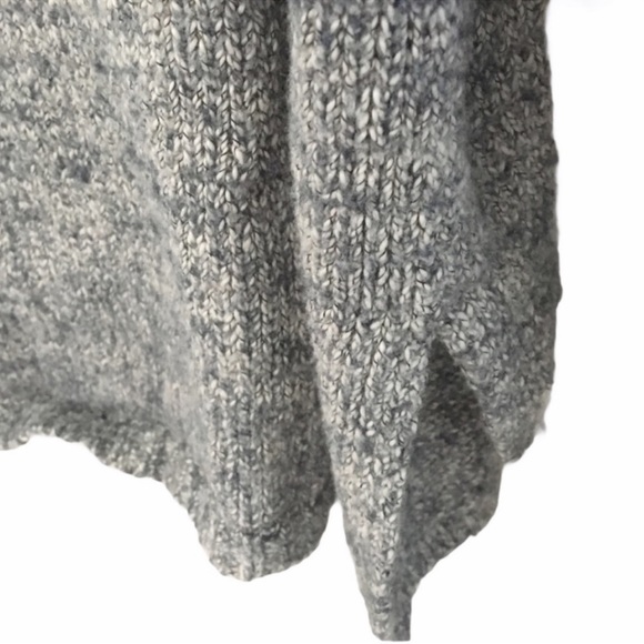 UO Urban Outfitters BDG ★ Crop Cozy Soft Chenille Knit Sweater ★ Heather Blue - Picture 9 of 14